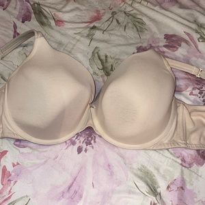 Cacique t-shirt bra